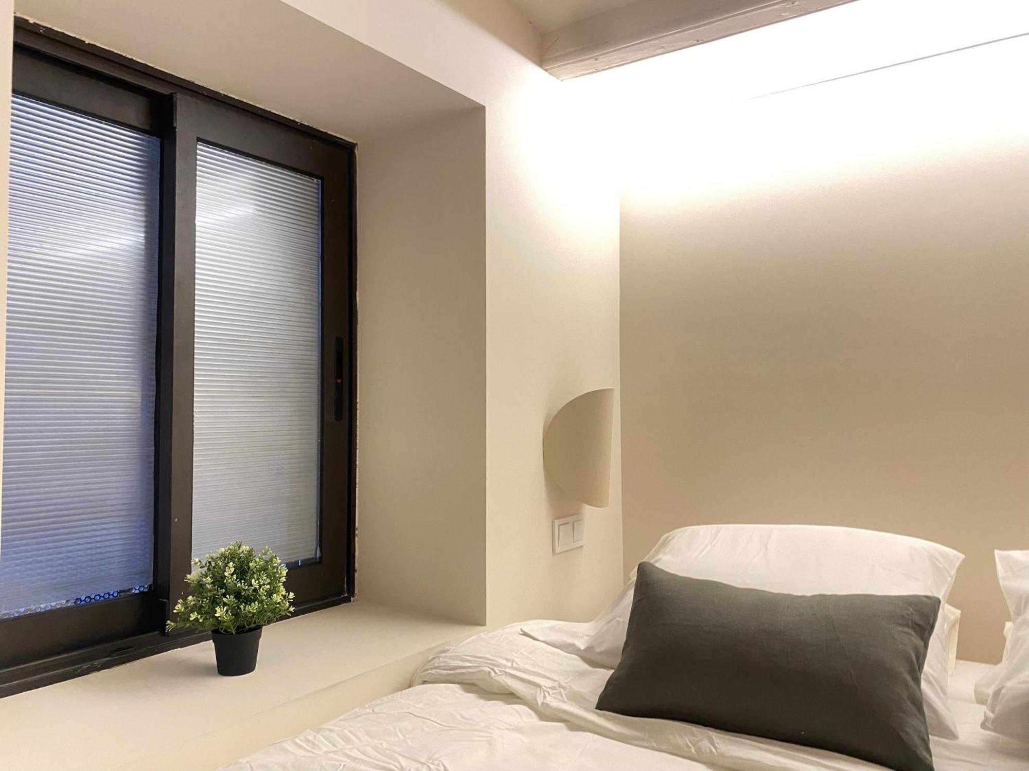 Oasis Apartments & Studios Old Town Center Barcelona Exterior foto